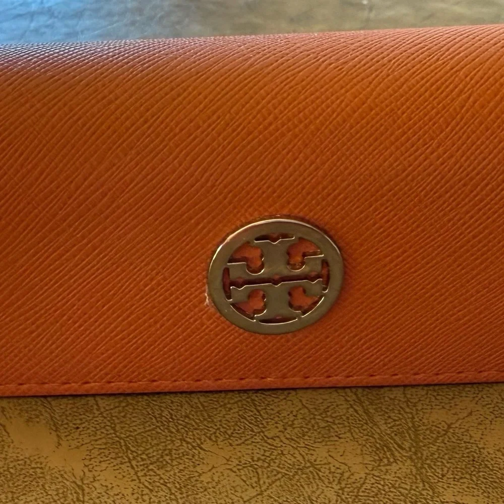 Tory Burch Eyeglasses with Signature hard Case